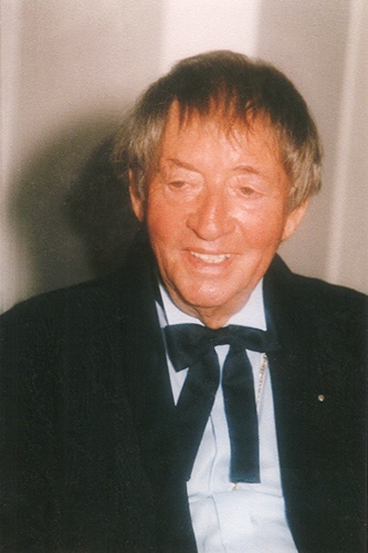 Prof. P. E. Ernst Bauer